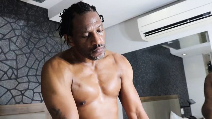 Milf Ve Genç (18+) Baba Ve Anne Ile Seks Derlemesi