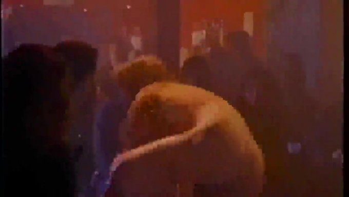 Vintage Cazibesiyle Retro Porno