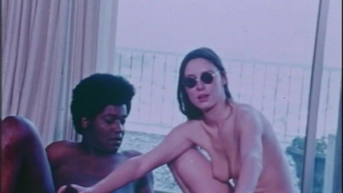 Jj'S Place'De Yükselme: Klasik Bir Vintage Sahne