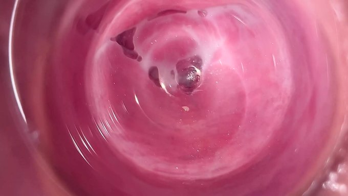 Ev Yapımı Genç (18+) Sıkı Amını Gerdiriyor
