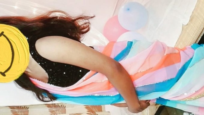 Tanya'Nın Baştan Çıkarıcı Otel Karşılaşması, Hintli Bir Adamla Yoğun Anal Seksle Sonuçlanıyor