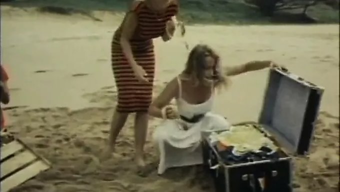 Teslim Olan Bir Dokunuşla En Iyi Vintage Porno