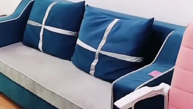 Güzel Çinli Kadın Sertçe Sikiliyor