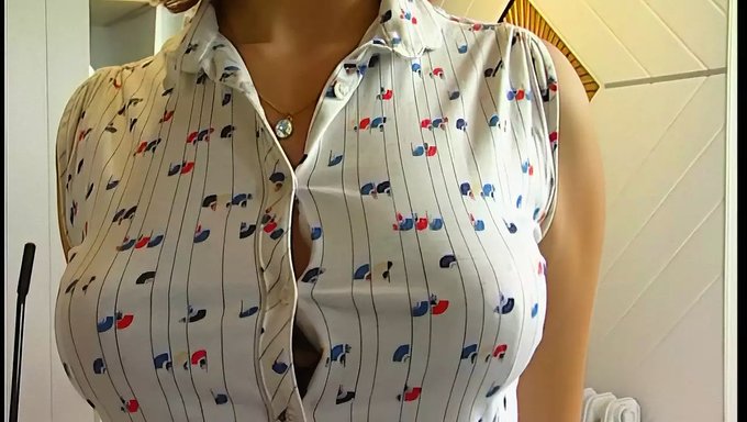 Sıcak Genç Bebeklerle Eski Moda Porno