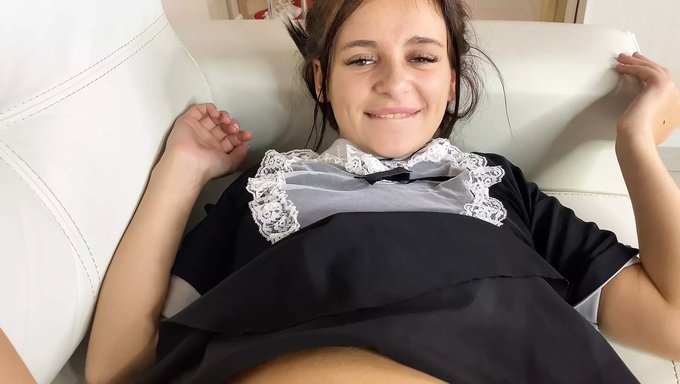 Hamile Okul Kızı Üvey Erkek Kardeşini Arkadan Sikiyor