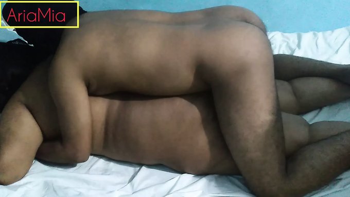 Büyük Popolu Desi Devar Ve Bhabhi Bu Hint Porno Videosunda Sikişip Kirleniyorlar