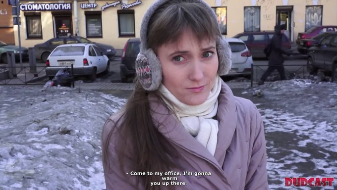 Boşalma Şansı Olan Genç Anal Zevki