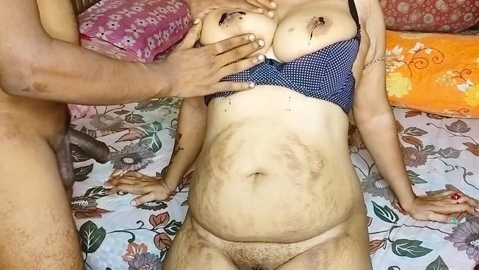 Kocası Kamerada En Iyi Oral Seksi Yaşıyor
