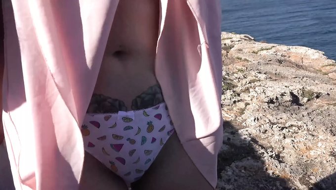 Genç (18+) Büyük Yarak Tarafından Acımasızca Beceriliyor