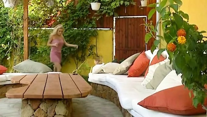Italyan Pornografisi En Iyisiyle: En Sıcak Yakın Çekim