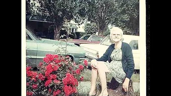 Kızlar Mastürbasyon Yapıyor: Kızların Mastürbasyonunun Ev Yapımı Derlemesi