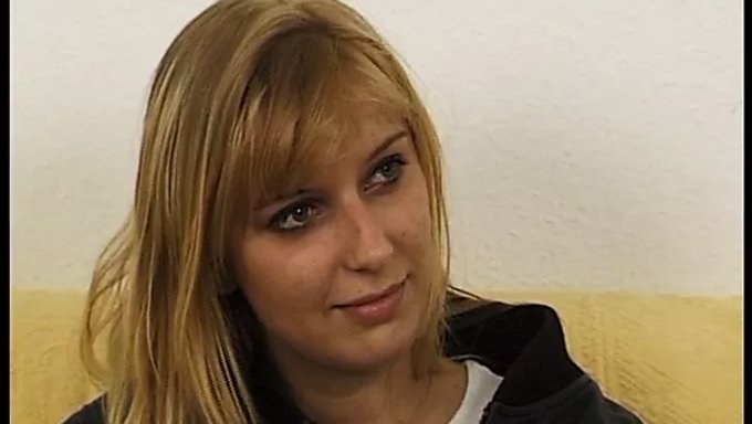 Dildo Ve Cowgirl Pozisyonuyla Yoğun Zevk Yaşayın