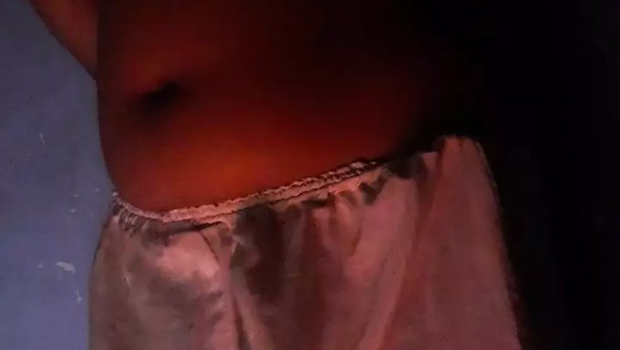 Sıkı Asyalı Desi Video Görüşmesinde Yaramaz Oluyor