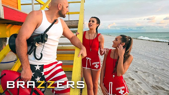 Lifeguards Kylie Rocket Ve Mackenzie Mace, Jmac Ile Yoğun Hd Üçlüde