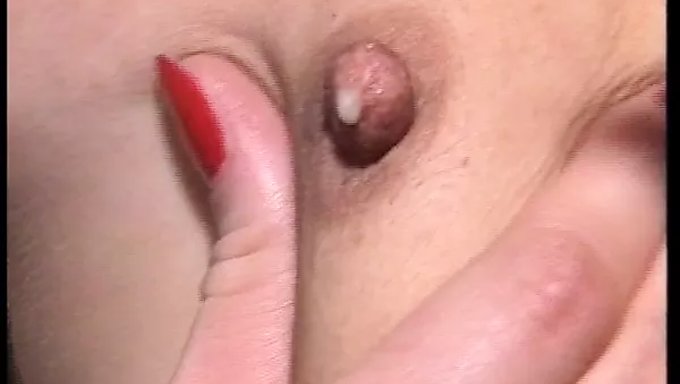 Alman Milf Bu Videoda Dolu Dolu Sikiliyor