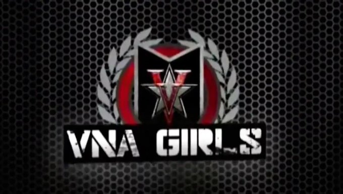 Julia Ann'In Büyük Doğal Göğüsleri Denis Marti Tarafından Sikişiyor