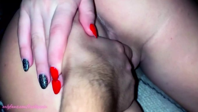 Domalarak Bir Parti: Grup Seks Orgisinde Yakalanan Karı