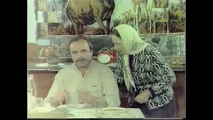 Kazim Kartal, Zerrin Egeler Ve Yosmam'In Yer Aldığı Klasik Türk Porno Videosu