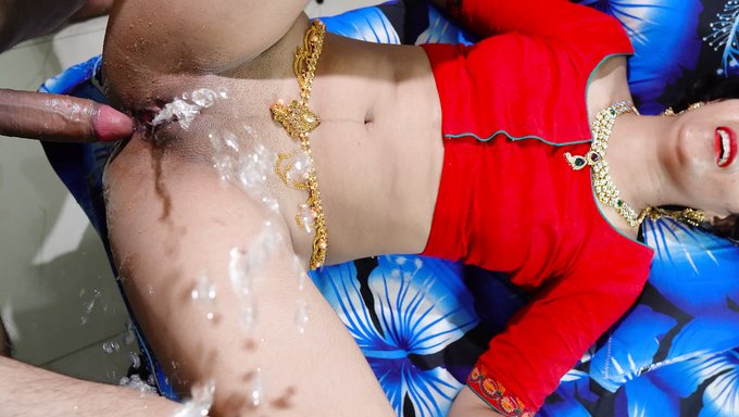 Hint (Hindi) Sesli Boşalma: Desi Teen Priya'Nın Anal Sikiş Deneyimi