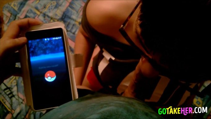 Genç (18+) Pov'Da Sakso Çekiyor