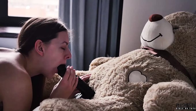 Plushies Tv'Den 2018'In En Iyi Mastürbasyon Videoları