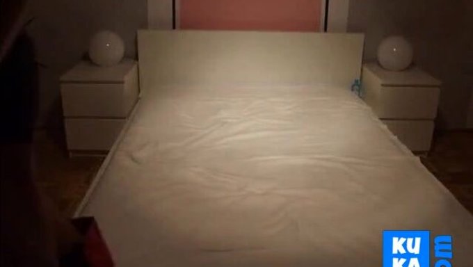 Iyi Kız Alman Milf'Ten Sert Anal Alır