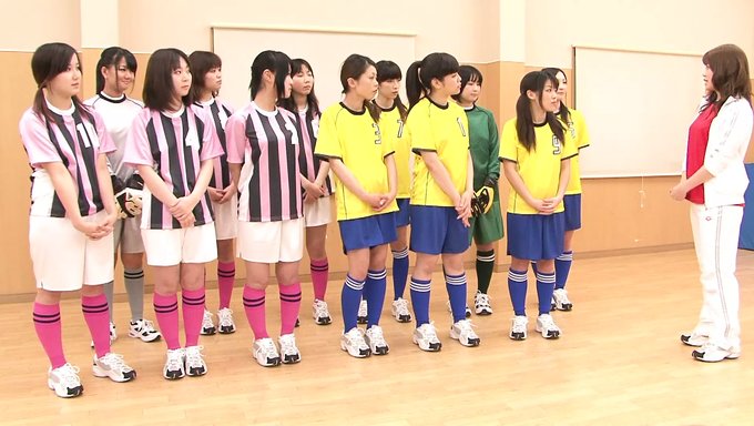 Amatör Japon Gençler Bu Hd Videoda Yaşlı Erkekler Tarafından Beceriliyor