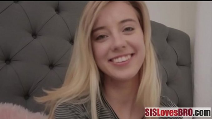 Üvey Abimin Fantezisi Hardcore Pornoya Dönüşüyor.