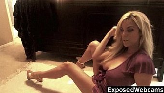 Amatör Gisele'In Inanılmaz Göğüs Işi Ve Seks Oyuncak Oyunu