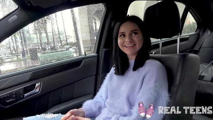 Üniversiteli Bir Kızla Pov Seks - Violet Rain Ve Içine Boşalma