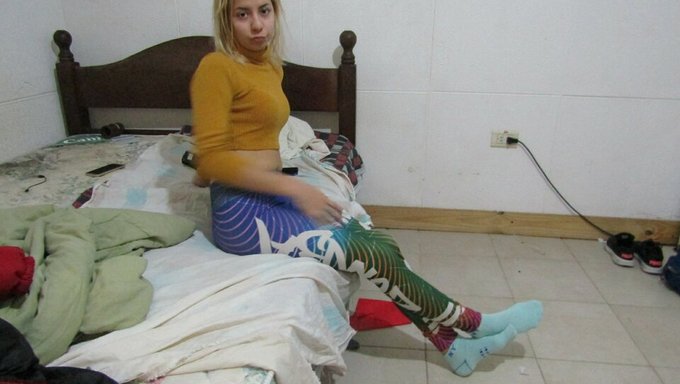 Evimi Temizledikten Sonra Üvey Kızımın Amıyla Arkadan