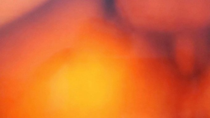Büyük Göğüslü Ve Kalın Bir Popoya Sahip Olgun Karı Büyük Bir Yarrağa Sahip Oluyor