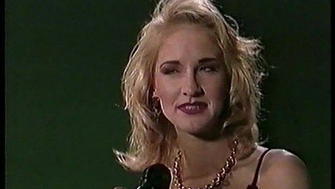 Tammi Ann'In Temiz Ve Kirli Amcığıyla Oynayan Vintage (Ispanyol Dub)