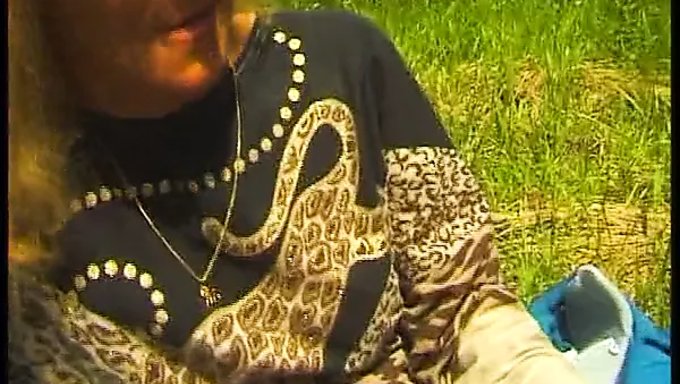 Olgun Bir Milf'In Hayatında Bir Gün