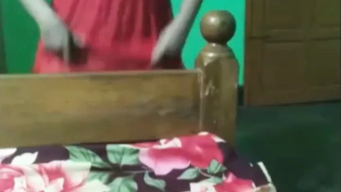 Pantolonlu Bhabhi, Yaramaz Oluyor