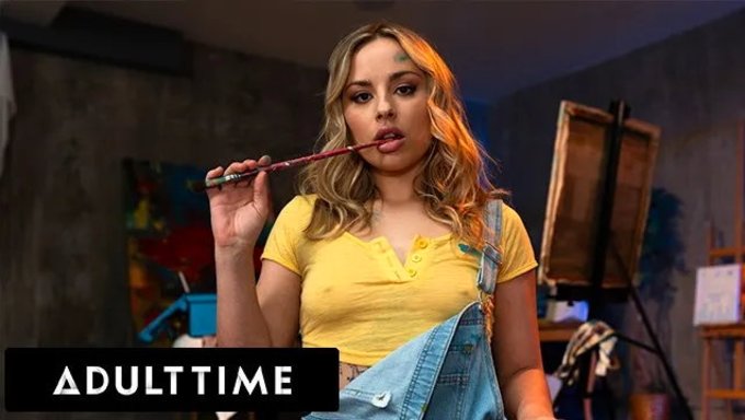 Anna Claire Clouds, Büyük Kıçlı Bir Hatunun Blowjob Yaptığı Sıcak Bir Pov Video.