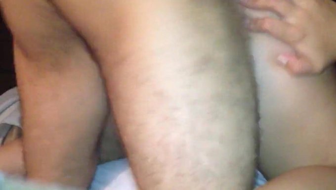 En Seksi Kız Bir Aygır Tarafından Beceriliyor