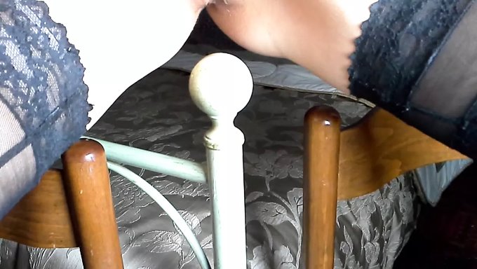 Aşırı Bdsm: Bu Yatak Direği Porno Videosunda Yumruklama, Sikiş Ve Daha Fazlası
