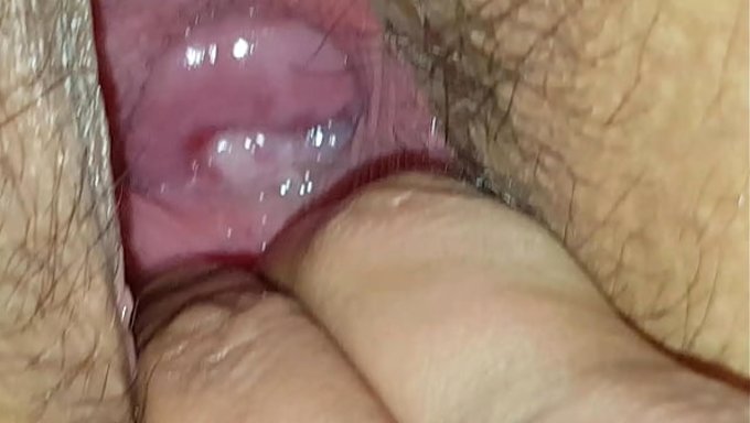 Kız, Erkek Arkadaşıyla 4. Bölümde Harika Bir Seks Yaşıyor.