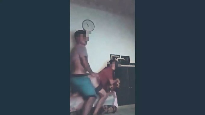 18 Yaşındaki Kız Arkadaşının Evde Sikiştiği Hint Bokep Videosu