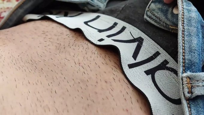 Amatör Cowgirl, Pov'Da Benim Aletimi Sürüyor