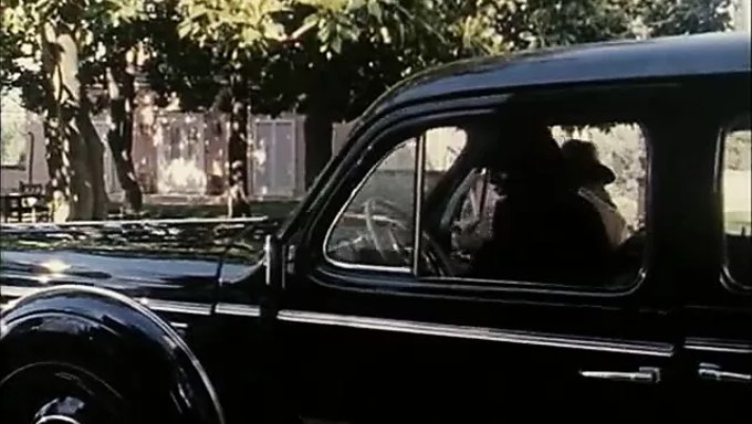 Vintage Porno: Retro Bir Dokunuşla Klasik Anal Seks