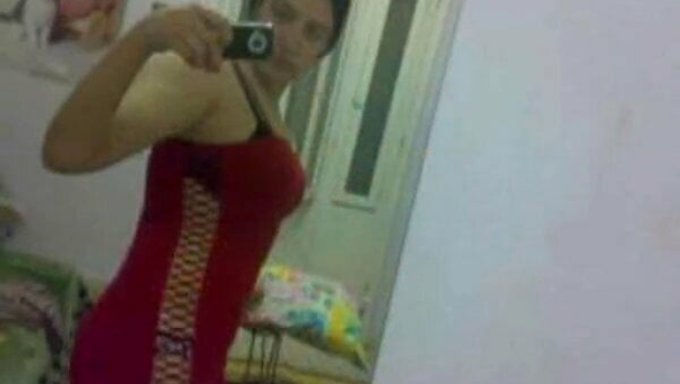 Bu Muhteşem Videoda Sarah'Nın Şaşırtıcı Anal Zevki