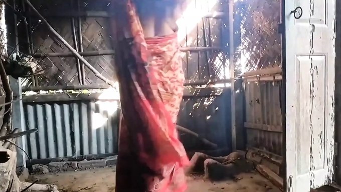 Hint Bhabhi Ile Büyük Siyah Bir Yarrağın Ev Yapımı Videosu