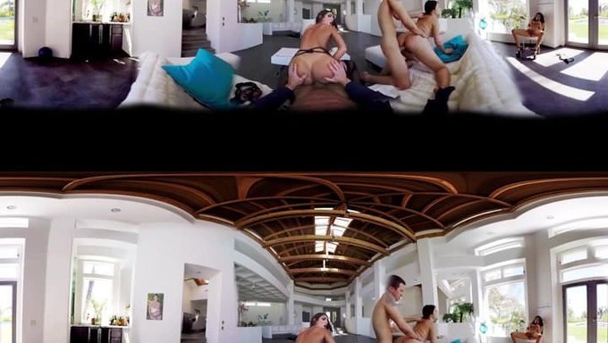 Bu Büyük Popolu, Büyük Göğüslü Vr Porno Ile Vahşi Bir Yolculuğa Hazır Olun