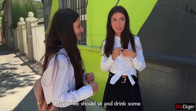 Iyi Öğrenciler Ders Çalışmak Istemez, Sik Emmek Isterler!