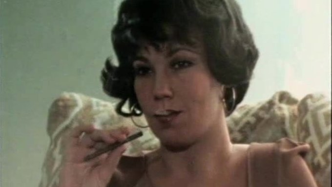Efsanevi Porno Yıldızı Genç Bir Adam Tarafından Beceriliyor