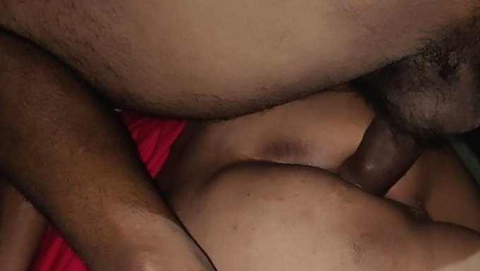 Büyük Bir Yarakla Ilk Kez Anal Sikiş
