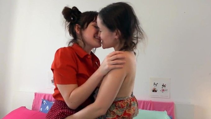 Vahşi Bir Uyku Için Iyi Arkadaşlar Bir Araya Geliyor