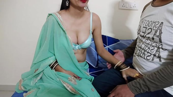 Hintli Hatun, Devar'Dan Bu Ateşli Videoda Aletini Göstermesini Istedi.